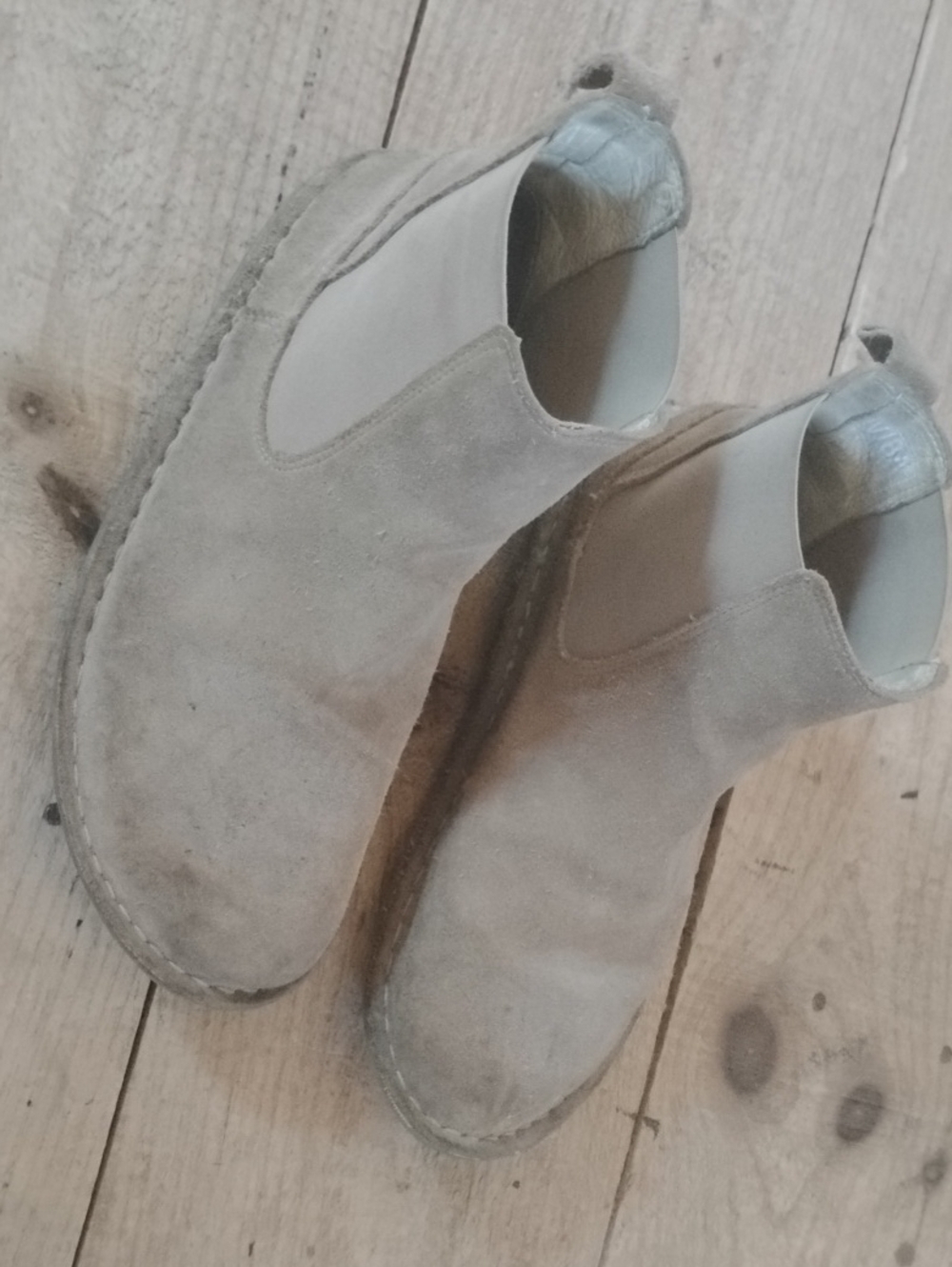Vibae Suede Chelsea Boots EU41